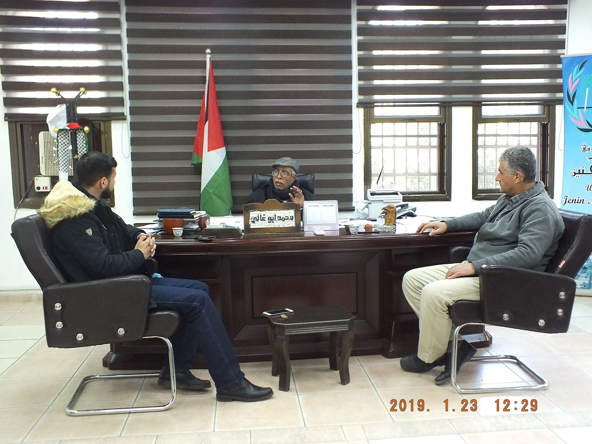  اتحاد الحجر والرخام يطلع رئيس البلدية على مشروع إعادة استخدام مخلفات الحجر والرخام 