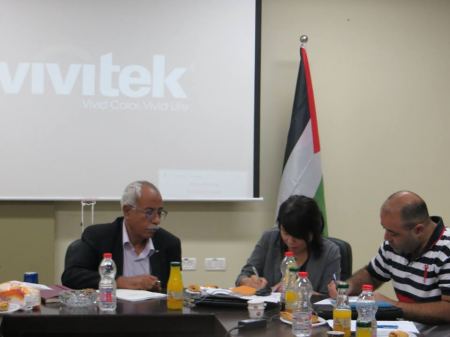 بلدية جنين ومؤسسة جايكا توقعان اتفاقية تسلم معدات للكشف عن فاقد المياه