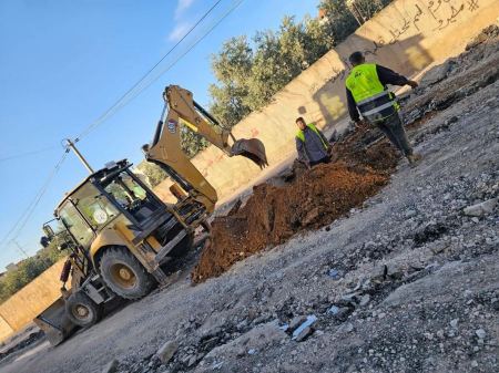  صيانة الخط الرئيسي المغذي للمستشفى الحكومي 