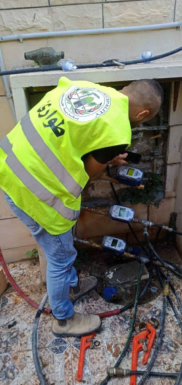 تركيب عدادات مياه مسبقة الدفع 