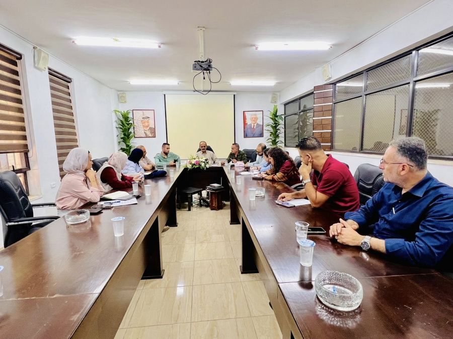  لمتابعة اعمال الصيانة شبكة المياه والصرف الصحي